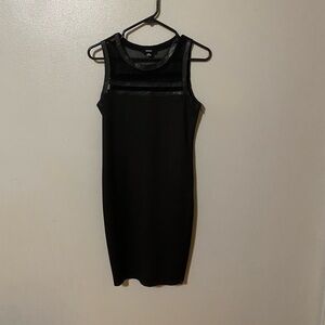 RUDSAK Black Sleeveless Sheath Mini Dress